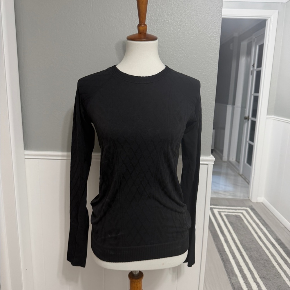 Lululemon Rest Less Pullover
Black / Black (Third Release) Size 8